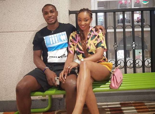 Ighalo's Wife Sonia Mob Attacking Home