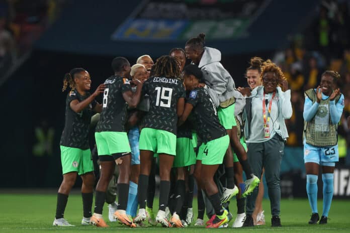 Who does history favour in Super Falcons vs England clashes?